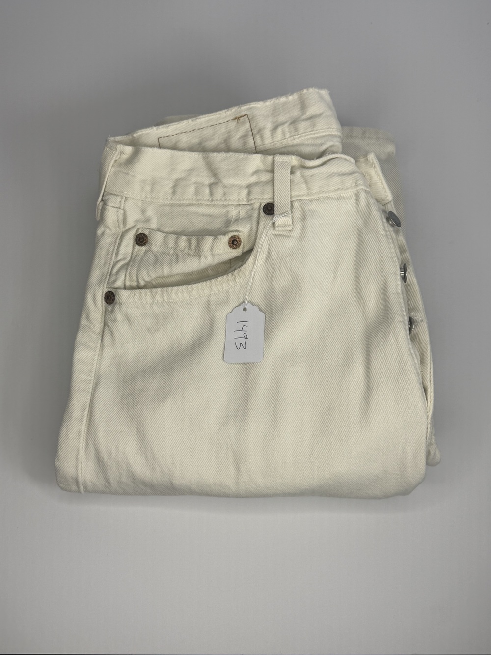 PF-1493 Levi's 501 White Jeans